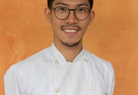 Déclinaison autour de Vacherin Fribourgeois: Volaille, Tian de Légumes et Pomme Fondante - Concours "La recette du Chef !" 